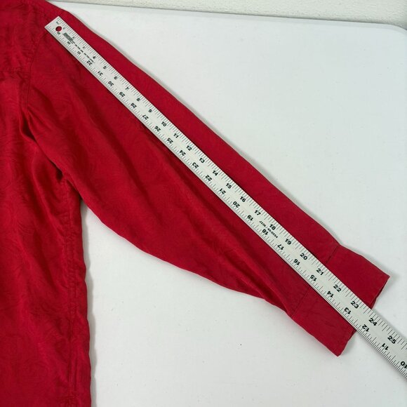 Chicos Button Front Top Size 3 XL Red 100% Silk Textured Print Long Sleeve - Picture 7 of 10